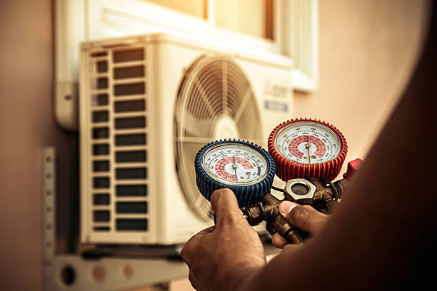 Professional Ac Installation technician working in Rexmont, PA